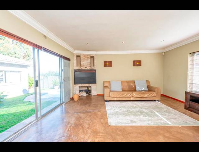 4 BEDROOM HOUSE FOR SALE IN DE TIJGER